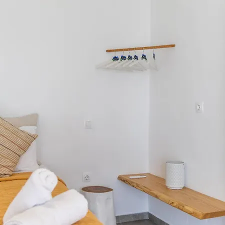 Poseidon House * Pollonia